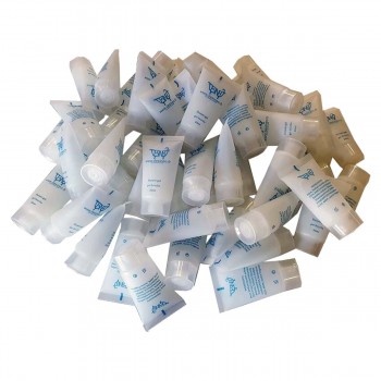 Pack of 50 30ml jasmine scent shower gels for professional establishments